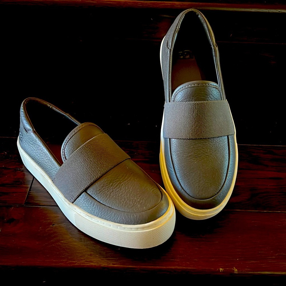 Ugg casual shoes